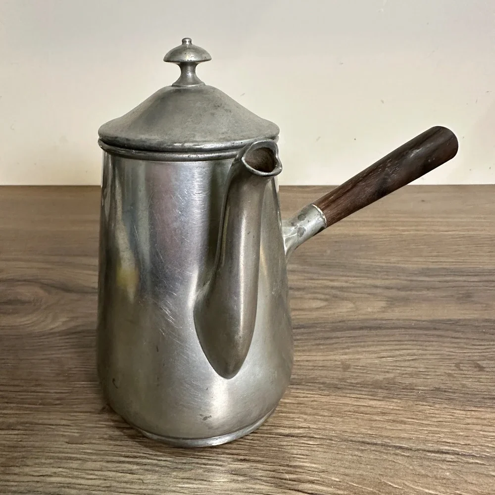 Pewter by Rice Chocolate Pot Wood Handle Bernard Rice Farmhouse Colonial 347 USA